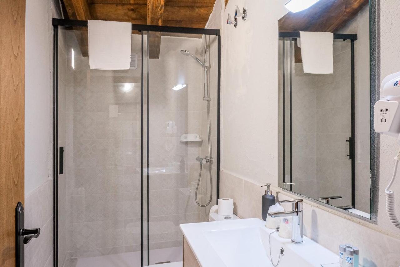 El Forn De Freixenet Con Servicios De Un Hotel Лерида Экстерьер фото